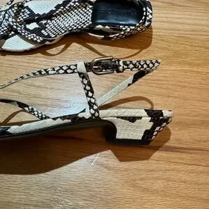 ★Massimo Dutti★ printed heel sandals Massimo Dutti | Shoes | Massimo Dutti Black And Cream Snake